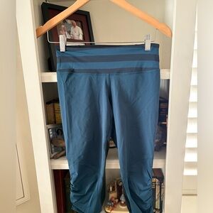 Lululemon Athletica Womens 6 Leggings Pants Run Pace Ruched Side Crop Capri Mesh